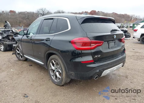 2021 BMW X3 xDrive30I z USA, uszkodzony, nr VIN 5UXTY5C0XM9E39935